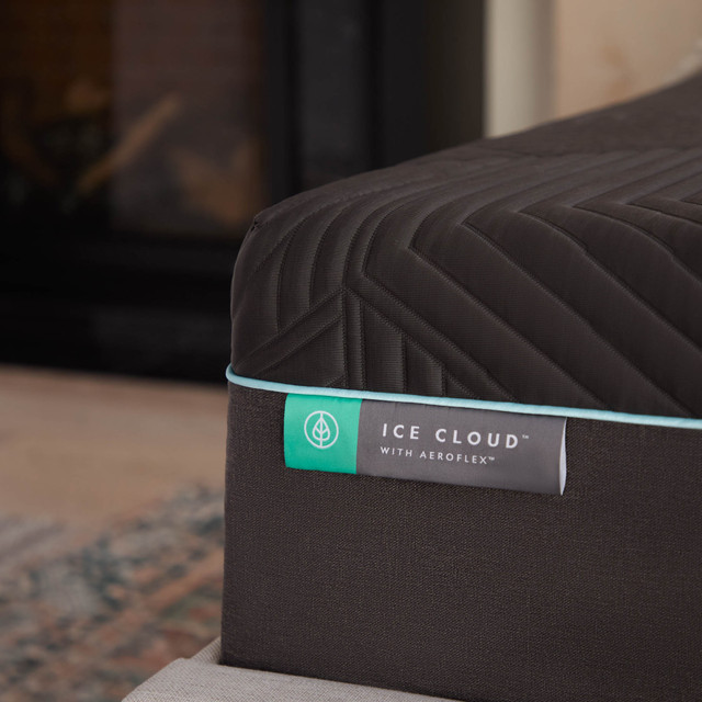 Ice Cloud™ Mattress with AeroFlex™